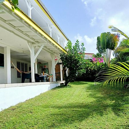 Ferienwohnung SAINTE-LUCE 2 T1 HIBISCUS et COLIBRIS Exterior foto